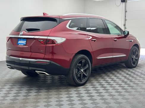 Used 2024 Buick Enclave Essence w/ Sport Touring Edition FWD image 8
