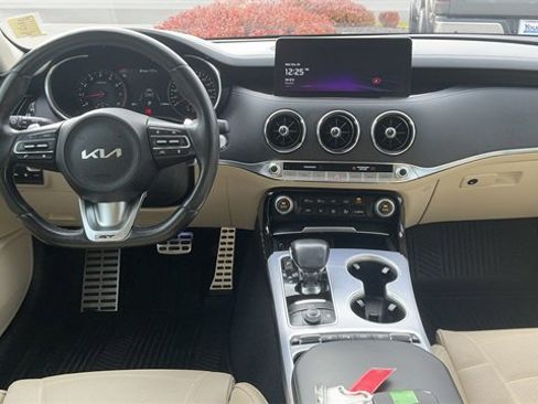 Certified 2023 Kia Stinger GT2 image 31