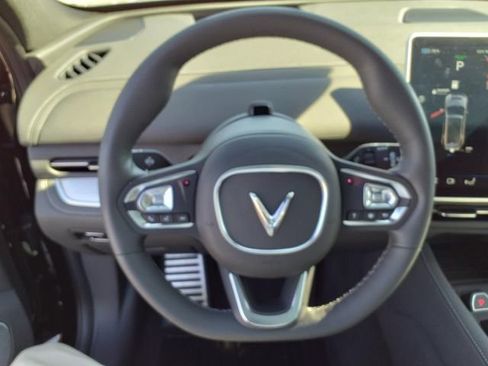 New 2024 VinFast VF 9 Plus image 8