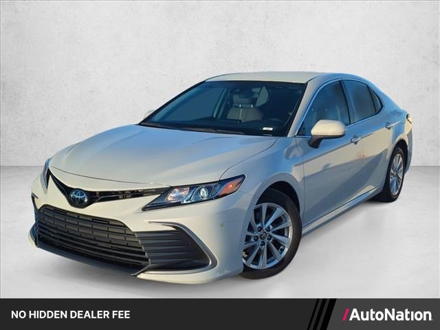 Used 2023 Toyota Camry LE FWD image 1