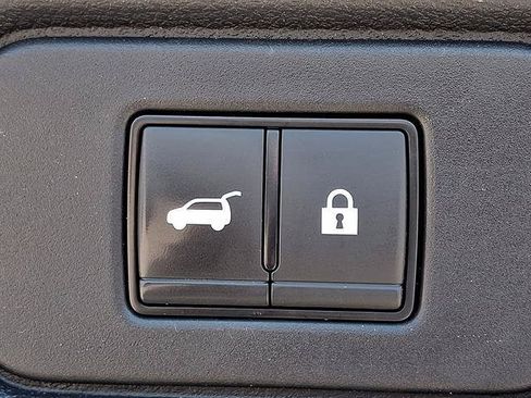 Certified 2023 Nissan Pathfinder SL AWD/4WD image 30