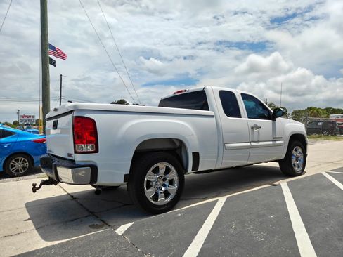 Used 2009 GMC Sierra 1500 SLE w/ Regional Value Package RWD image 5