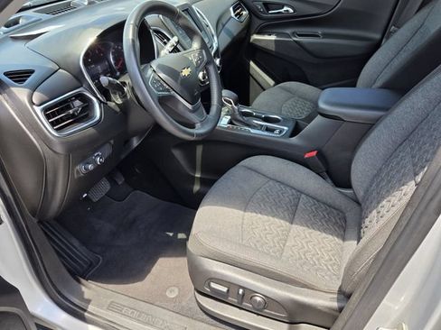 Used 2022 Chevrolet Equinox LT FWD image 9