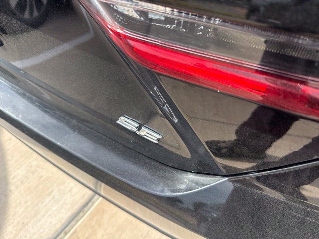 Used 2025 Toyota Camry SE FWD image 4