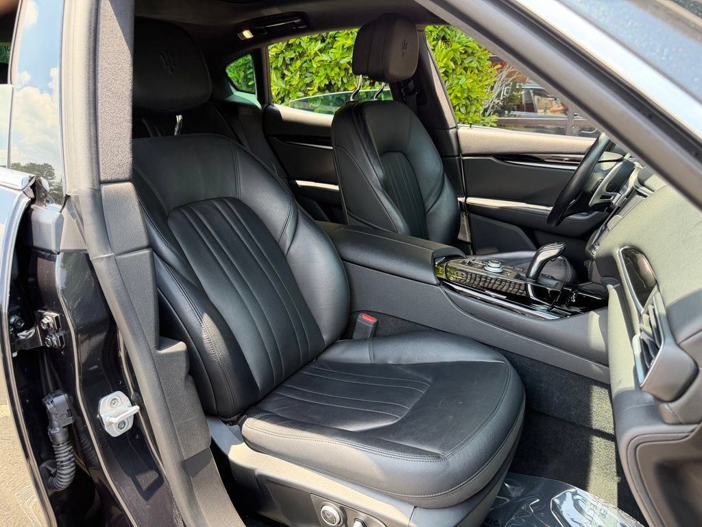 Used 2023 Maserati Levante Modena AWD/4WD image 35