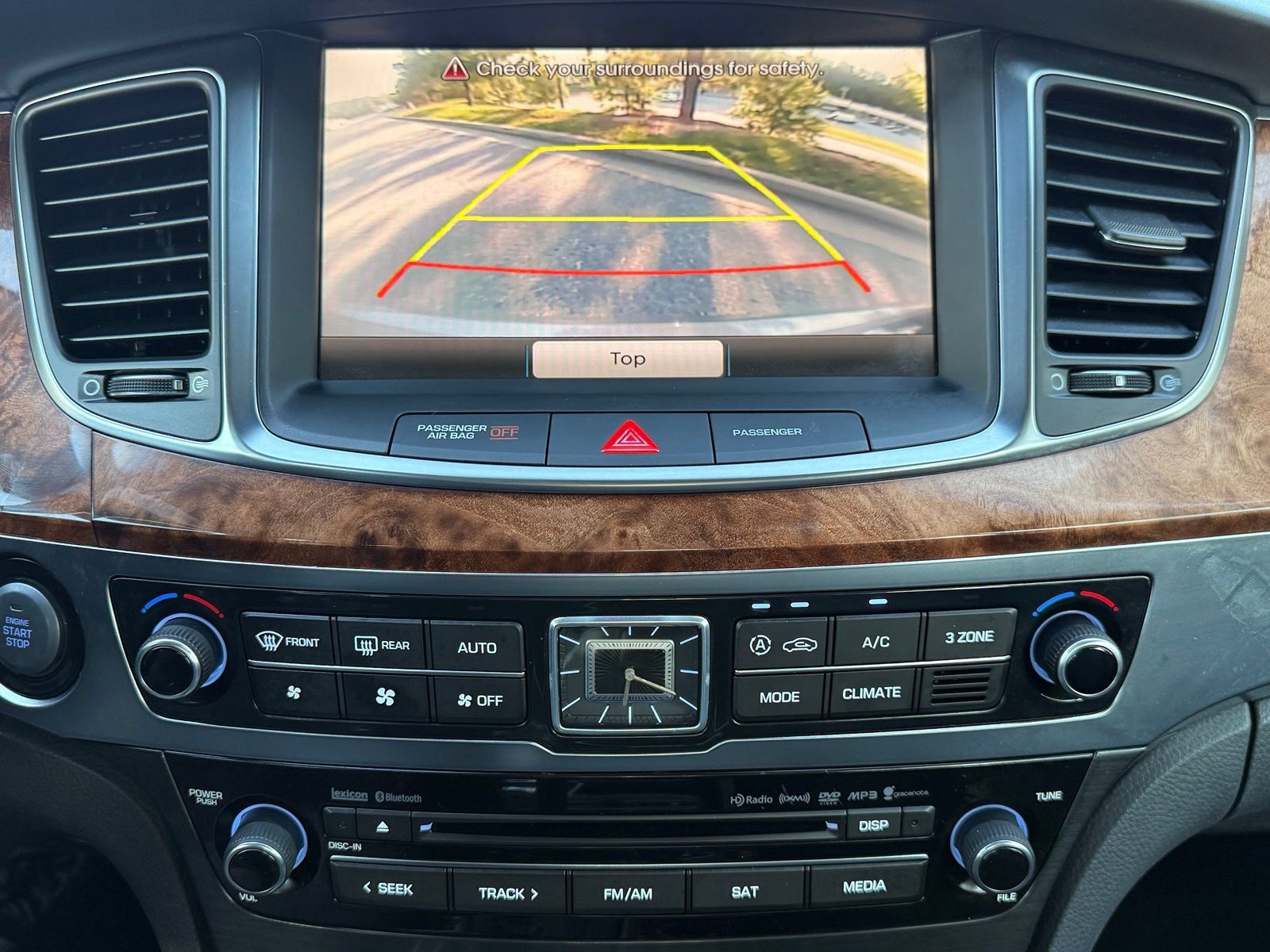 Used 2014 Hyundai Equus Signature RWD image 31