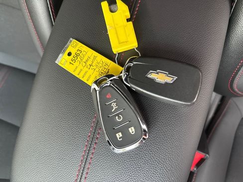 Used 2023 Chevrolet Equinox RS AWD/4WD image 31
