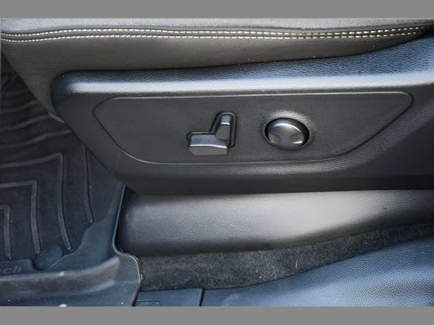 Used 2023 RAM 1500 Big Horn AWD/4WD image 31