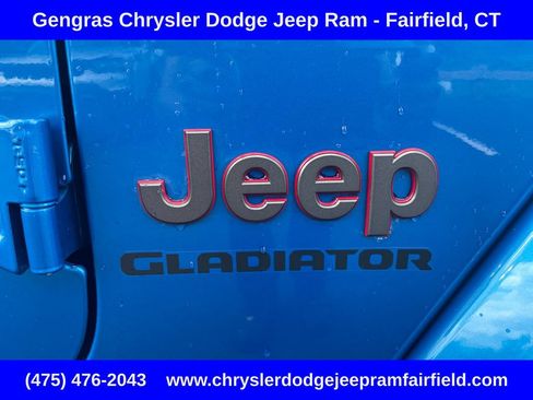 Used 2022 Jeep Gladiator Rubicon w/ LED Lighting Group AWD/4WD image 15