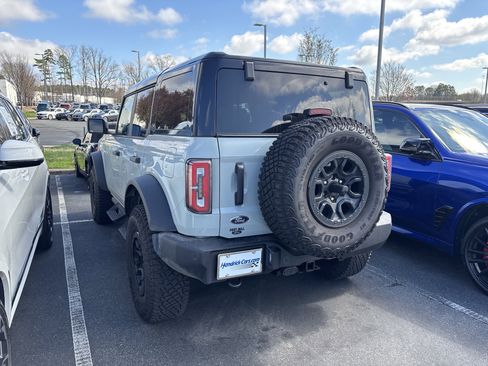 Used 2024 Ford Bronco Wildtrak image 20