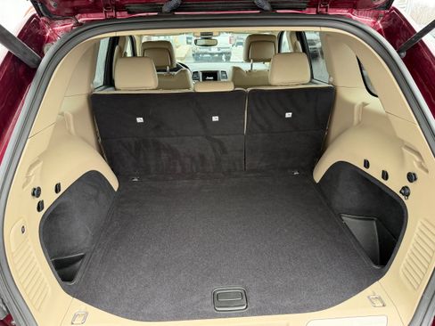 Used 2018 Jeep Grand Cherokee Limited image 7