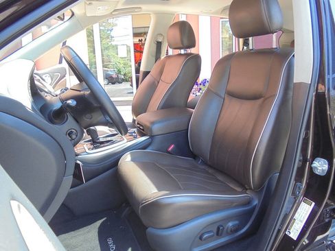 Used 2019 INFINITI QX60 Luxe w/ Essential Package AWD/4WD image 9