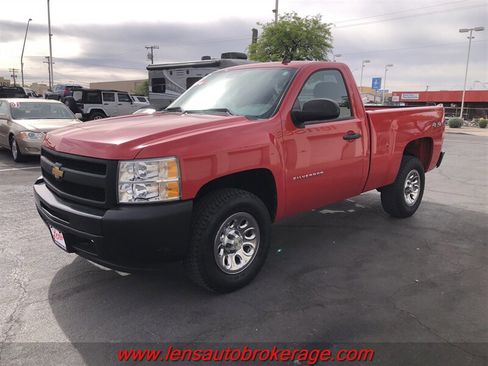 Used 2013 Chevrolet Silverado 1500 W/T AWD/4WD image 5