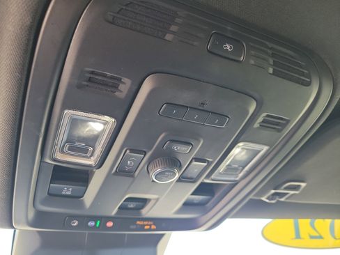 Used 2021 Cadillac Escalade Premium Luxury w/ Driver Assist Tech Package image 18