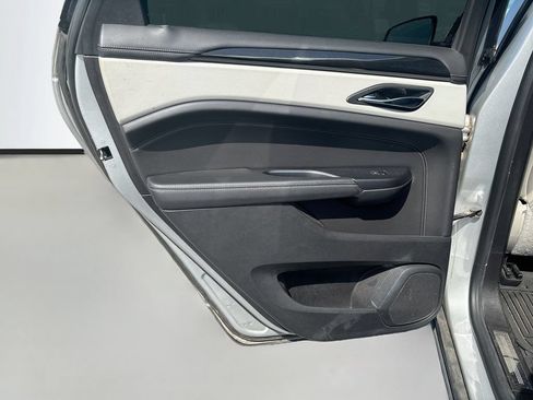 Used 2016 Cadillac SRX Luxury FWD image 15