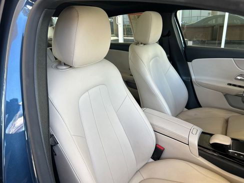 Used 2021 Mercedes-Benz A 220 image 18