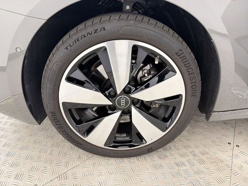 Used 2025 Audi A5 2.0T Premium Plus w/ Premium Plus image 11