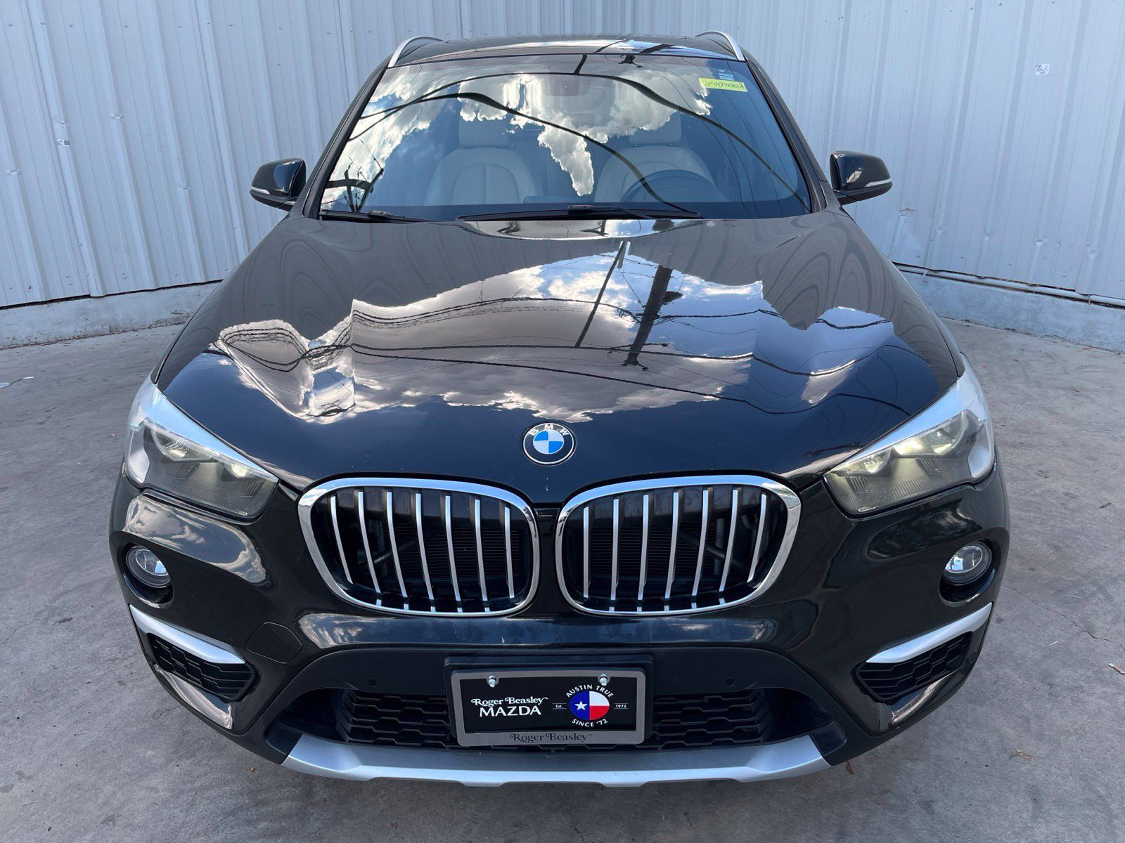 Used 2018 BMW X1 xDrive28i AWD/4WD image 2