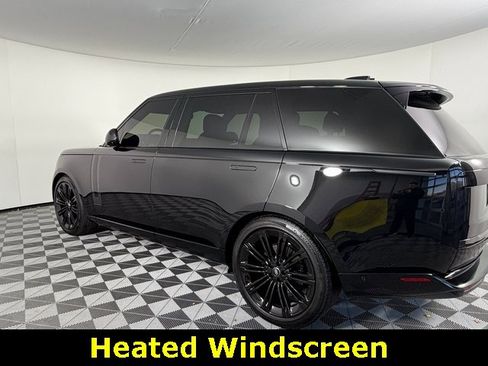Used 2025 Land Rover Range Rover Long Wheelbase SE image 5