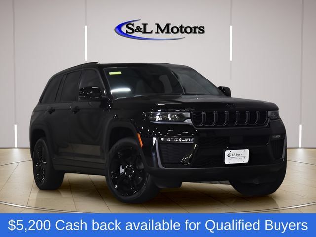 New 2026 Jeep Grand Cherokee Limited w/ Limited Altitude Package AWD/4WD image 1