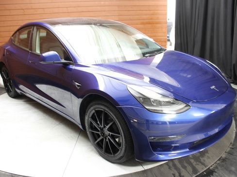 Used 2022 Tesla Model 3 Long Range image 10