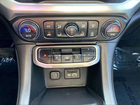 Used 2023 GMC Acadia SLT w/ Preferred Package AWD/4WD image 37