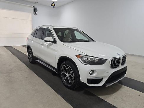 Used 2019 BMW X1 sDrive28i FWD image 3