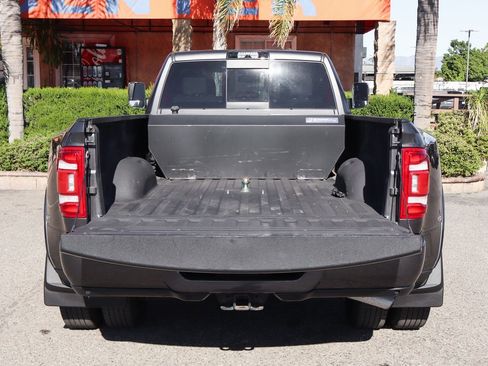 Used 2022 RAM 3500 Limited image 8