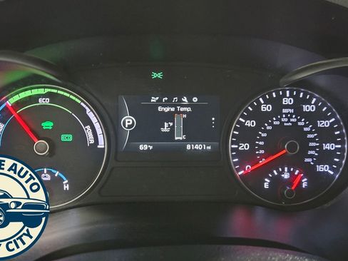 Used 2017 Kia Optima EX image 11