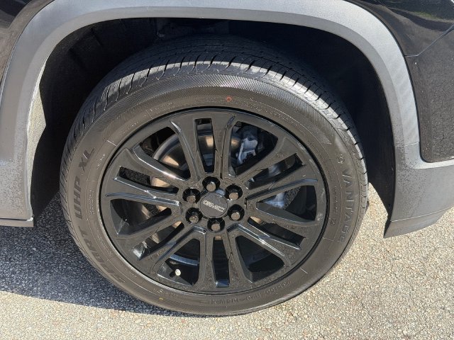 Certified 2022 GMC Acadia SLE w/ Elevation Edition FWD image 18