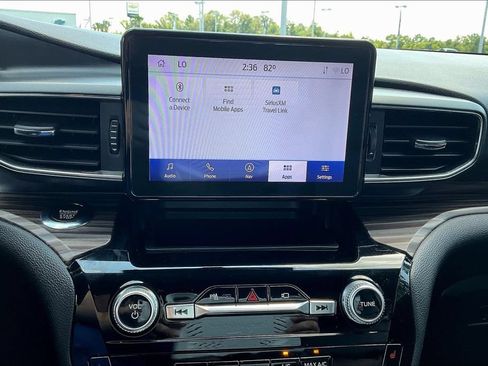 Used 2022 Ford Explorer Limited RWD image 19