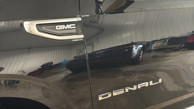 Used 2024 GMC Yukon Denali w/ Denali Reserve Package AWD/4WD image 50