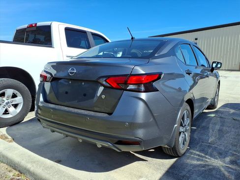 Used 2024 Nissan Versa S w/ S Plus Package image 6