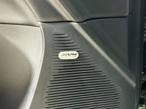 Used 2023 Dodge Challenger R/T Scat Pack RWD image 19