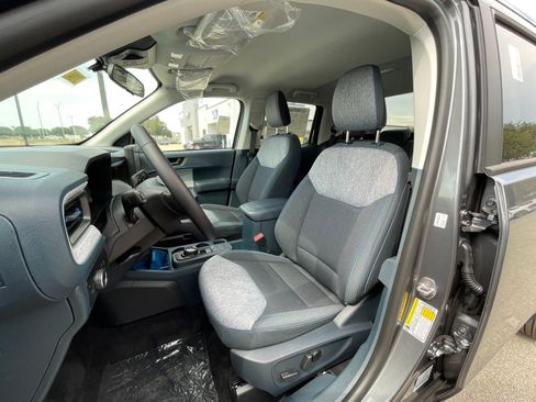 New 2025 Ford Maverick XLT w/ XLT Luxury Package AWD/4WD image 8