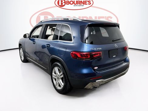 Used 2020 Mercedes-Benz GLB 250 4MATIC image 7