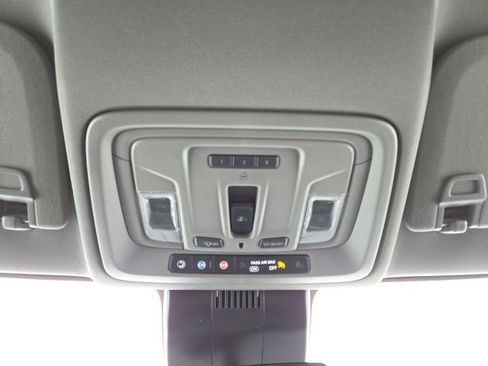 Used 2023 GMC Sierra 1500 Elevation w/ Preferred Package image 18