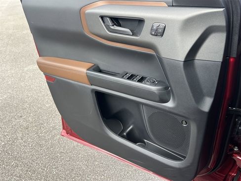 New 2025 Ford Bronco Sport Outer Banks w/ Outer Banks Tech Package+ image 18