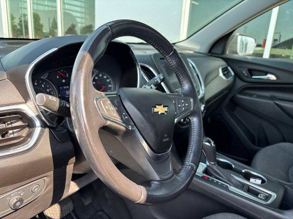 Used 2021 Chevrolet Equinox LT AWD/4WD image 9