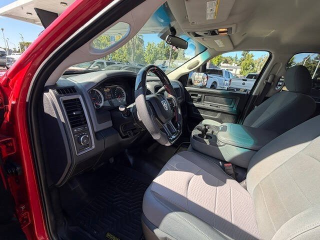 Used 2018 RAM 3500 Tradesman w/ Chrome Appearance Group AWD/4WD image 27