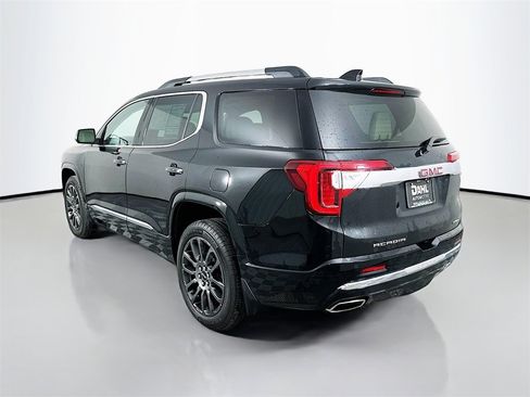 Used 2023 GMC Acadia Denali image 9