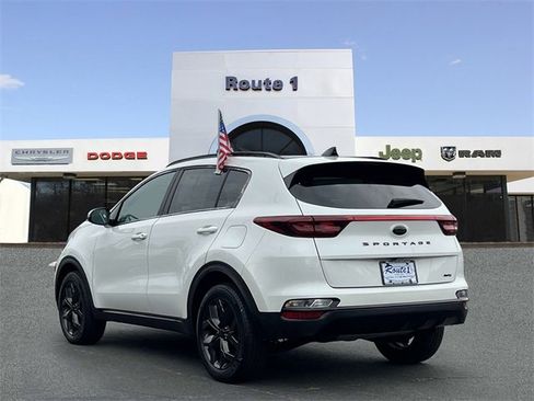 Used 2022 Kia Sportage Nightfall Edition image 5