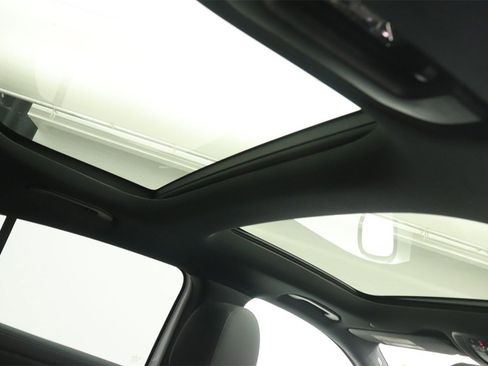 New 2026 Mercedes-Benz GLA 250 image 14