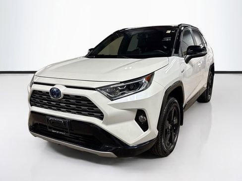 Used 2021 Toyota RAV4 XSE image 3