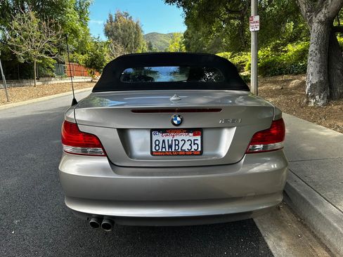 Used 2009 BMW 128i Convertible image 26