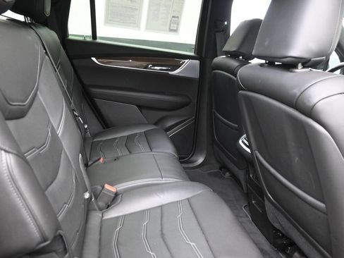 Certified 2025 Cadillac XT6 Premium Luxury w/ Platinum Package AWD/4WD image 10