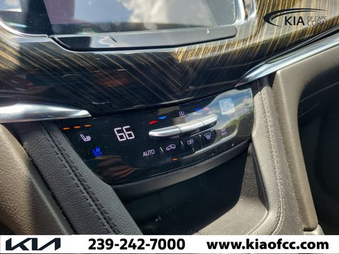 Used 2023 Cadillac XT6 Premium Luxury AWD/4WD image 31