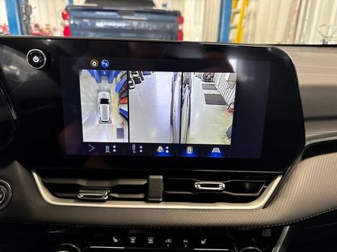 New 2026 Chevrolet Equinox LT w/ Safety and Technology Package AWD/4WD image 46
