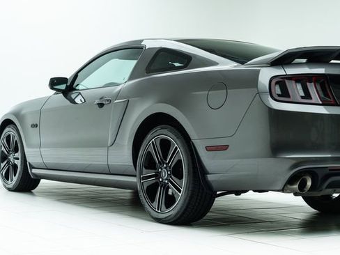 Used 2013 Ford Mustang GT Premium image 19