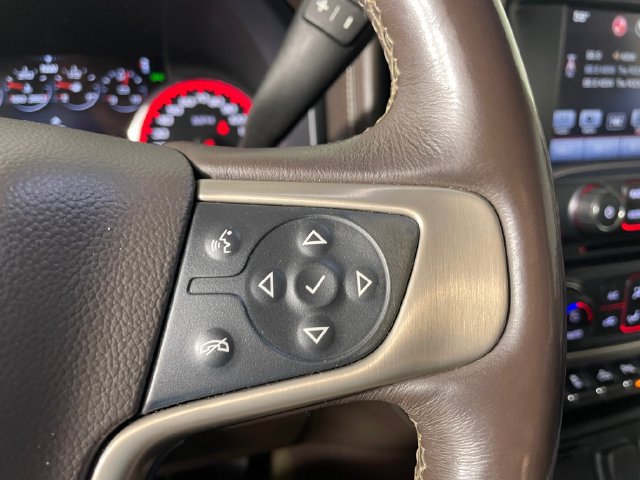 Used 2016 GMC Sierra 2500 Denali w/ Duramax Plus Package AWD/4WD image 10